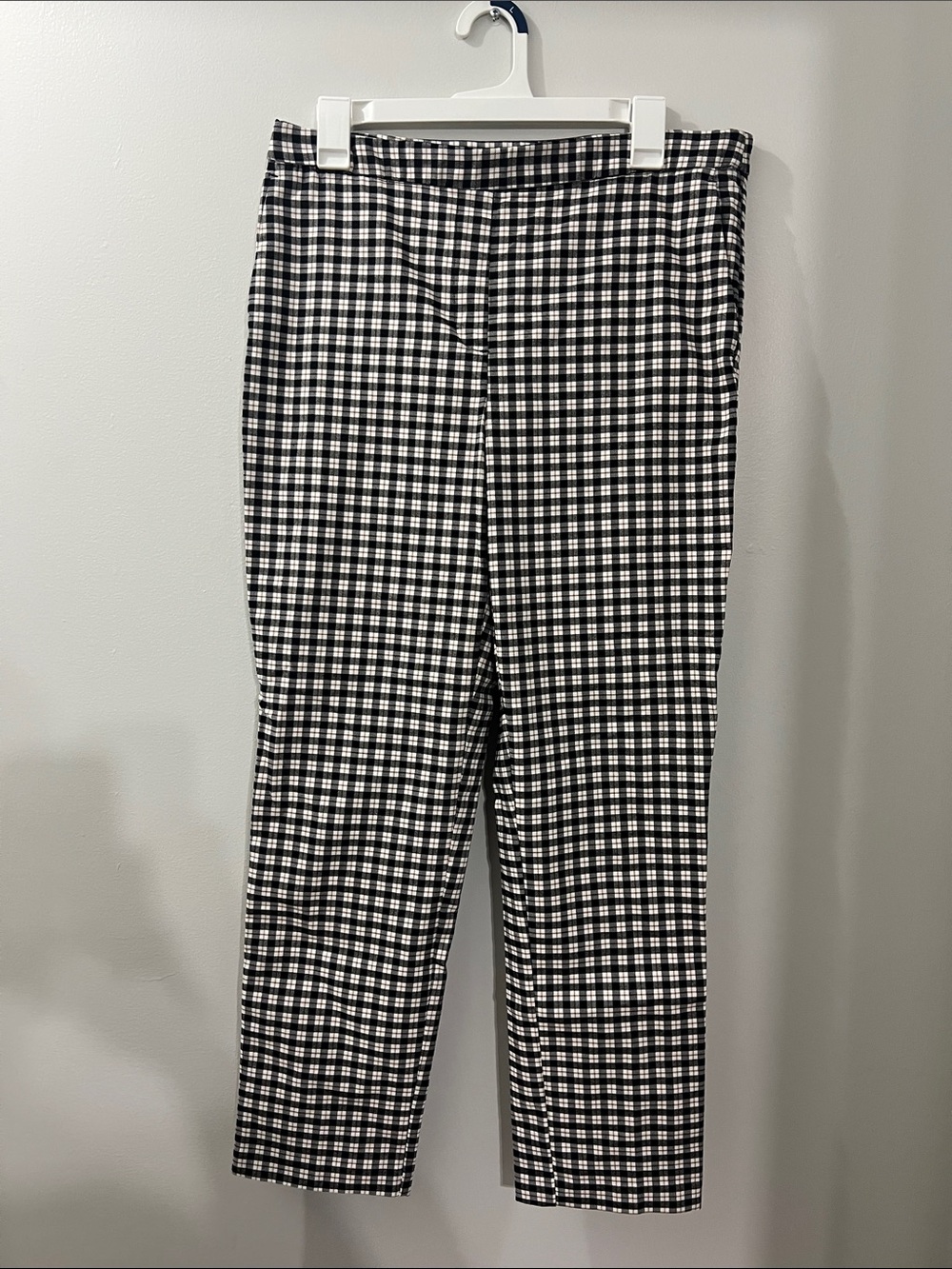Women’s Black & White Checked Cropped Pants